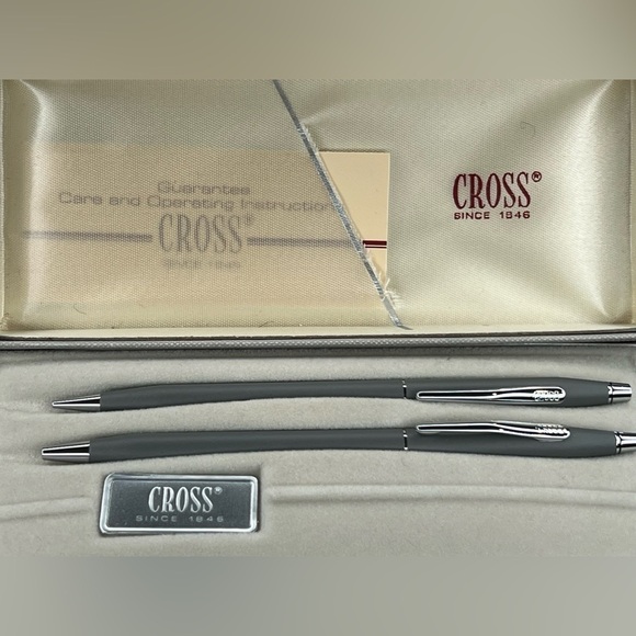 J006. Vintage Cross Gray Ball Pen And Pencil SET #2101 new old stock. - Picture 2 of 4